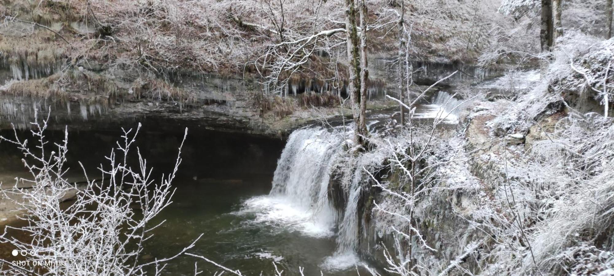 Grimont Gite Au Calme Grand Terrain Circuit Cascades Du Herisson Saugeot Экстерьер фото